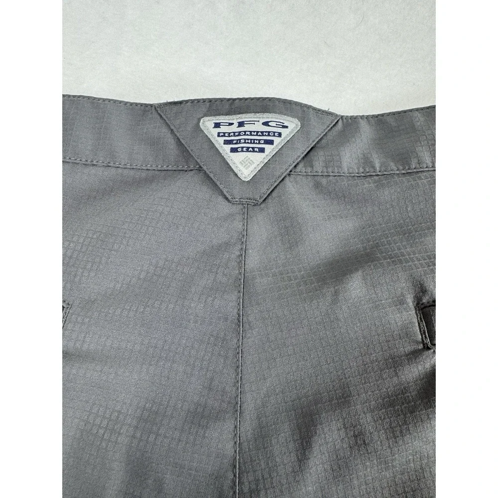 Columbia PFG Mens Gray Ripstop Fishing Shorts Performance Outdoor Size 34 35